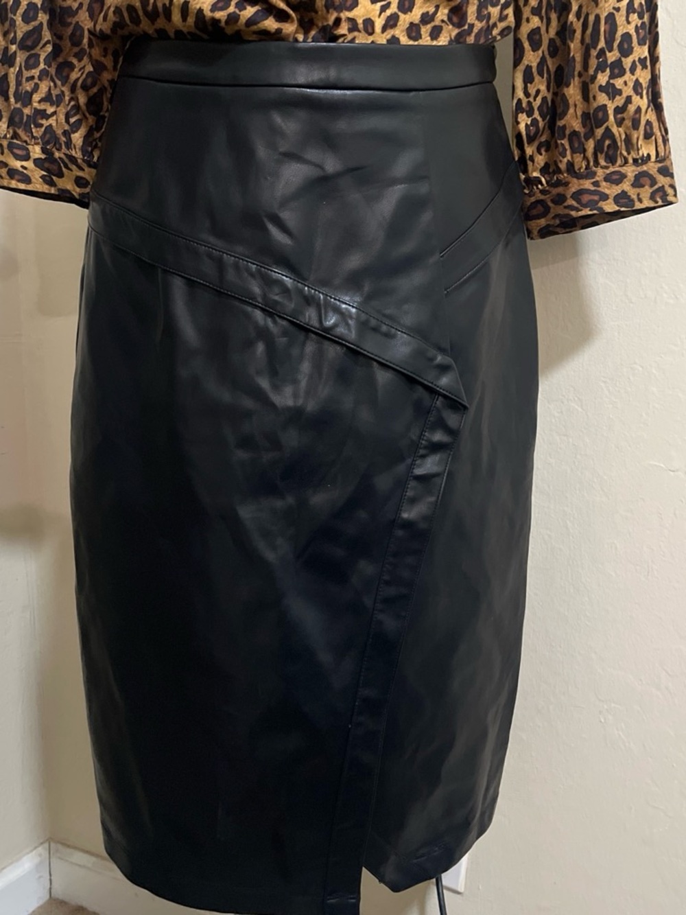 DKNY Black Faux Leather Pencil Skirt